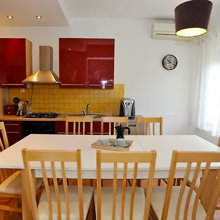 Apartman Rupnik Apartment